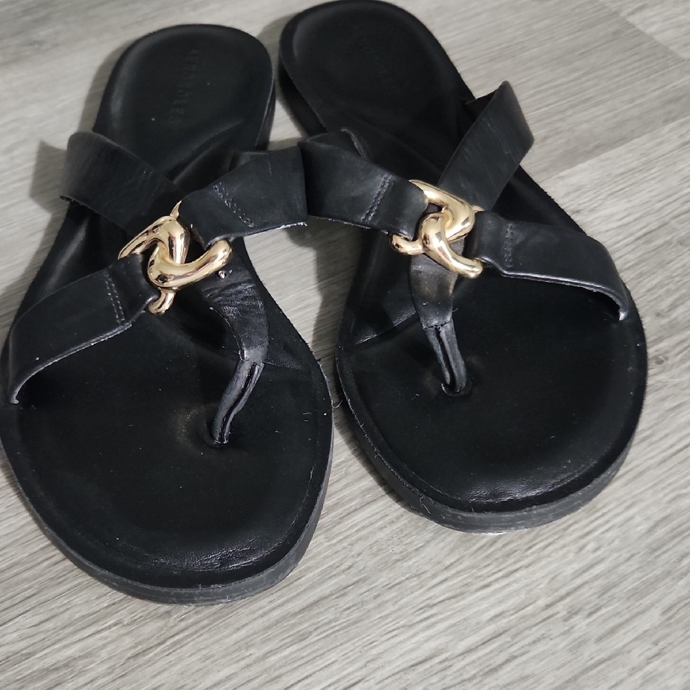 AEROSOLES GAIA Women's Black Sandals with Gold Buckle Accent Size 10